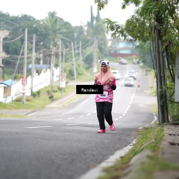 Runner Photo 8420833
