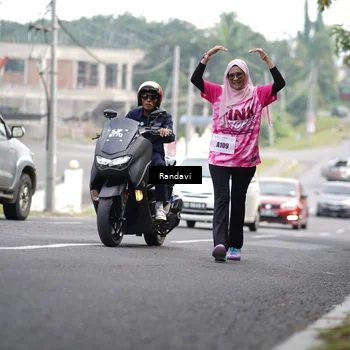 Runner Photo 8420853