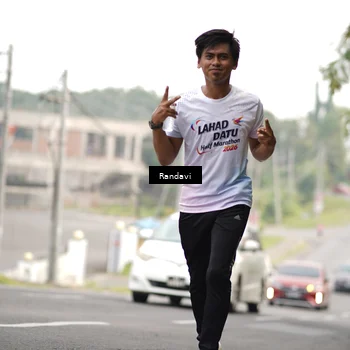 Runner Photo 8420881