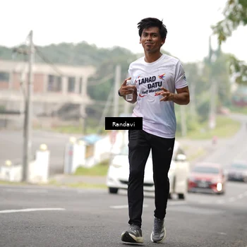 Runner Photo 8420890