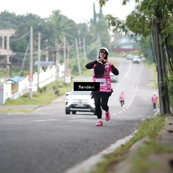 Runner Photo 8420895