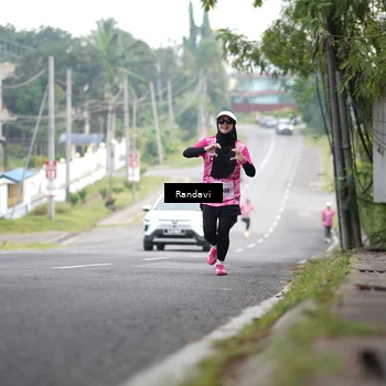Runner Photo 8420896