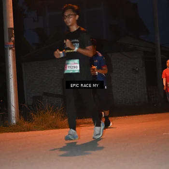 Runner Photo 8420991