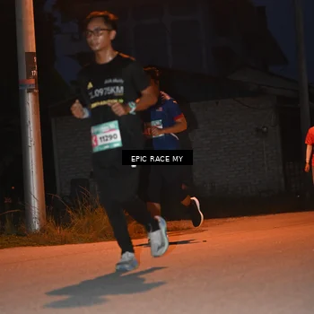 Runner Photo 8420992