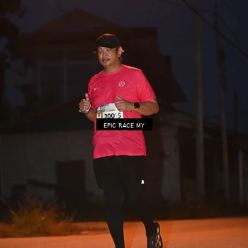 Runner Photo 8420999
