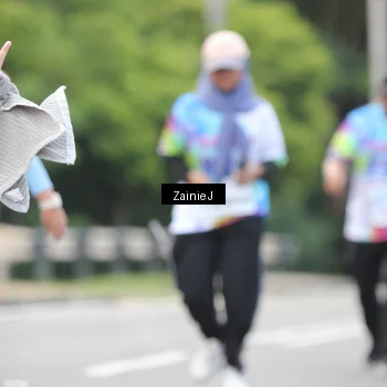 Runner Photo 8421010