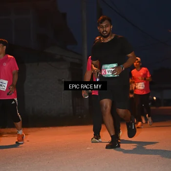 Runner Photo 8421022