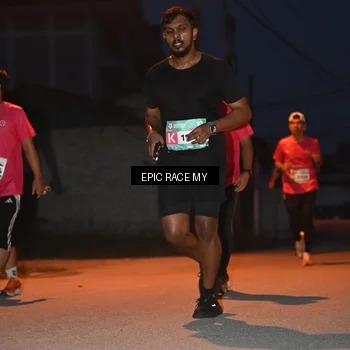 Runner Photo 8421028