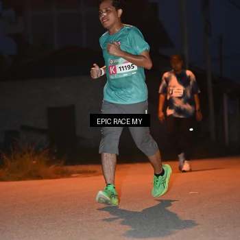 Runner Photo 8421034