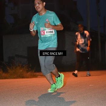 Runner Photo 8421036