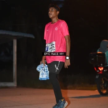 Runner Photo 8421143