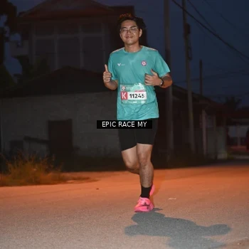 Runner Photo 8421155