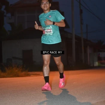 Runner Photo 8421156