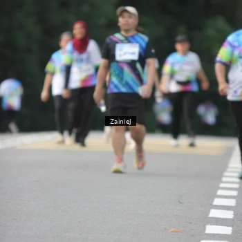 Runner Photo 8421188