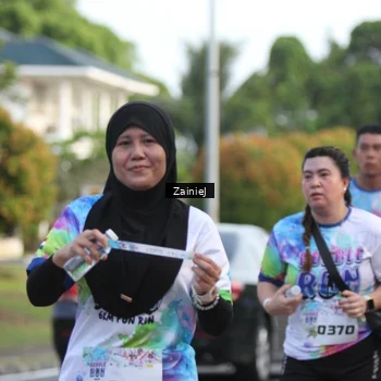 Runner Photo 8421205