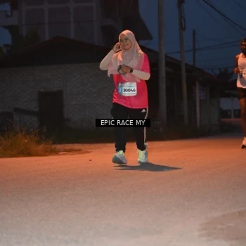 Runner Photo 8421237