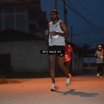 Runner Photo 8421240