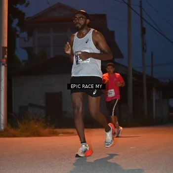 Runner Photo 8421248