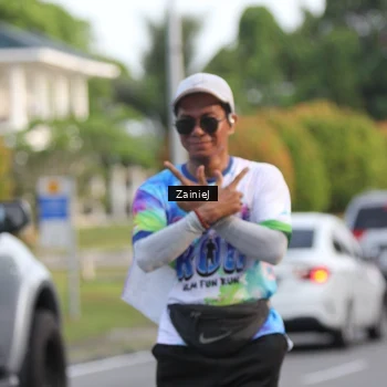 Runner Photo 8421250