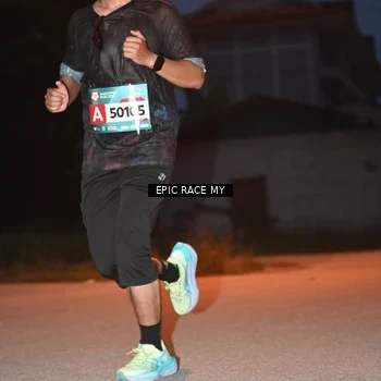 Runner Photo 8421251