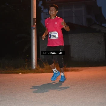 Runner Photo 8421261