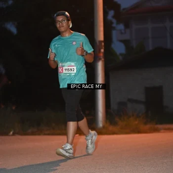 Runner Photo 8421317