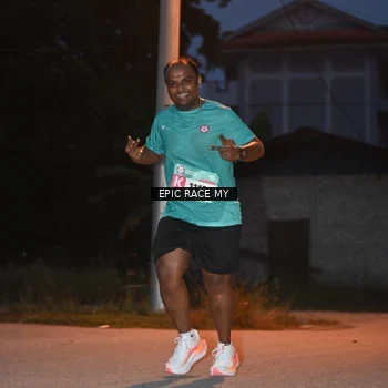 Runner Photo 8421329