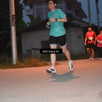 Runner Photo 8421475