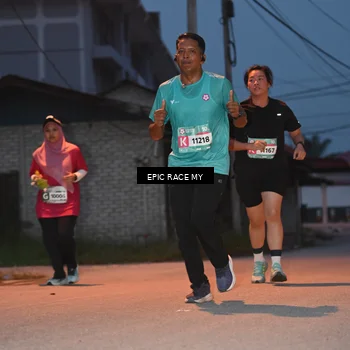 Runner Photo 8421505