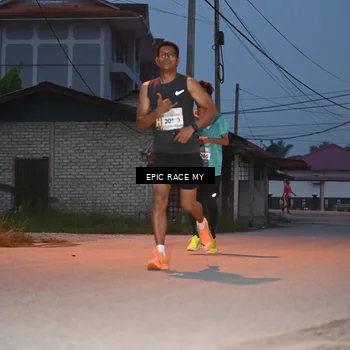Runner Photo 8421569