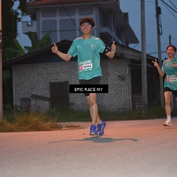 Runner Photo 8421580