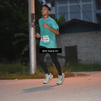 Runner Photo 8421604