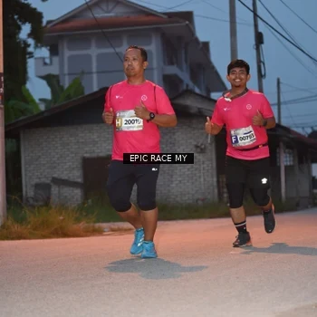 Runner Photo 8421633
