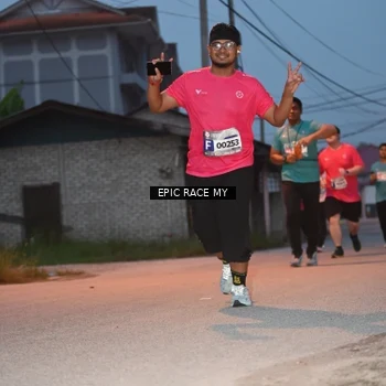 Runner Photo 8421641