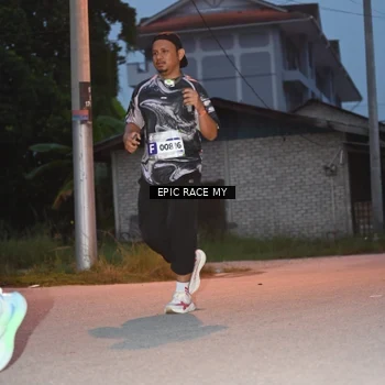 Runner Photo 8421643