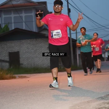 Runner Photo 8421646