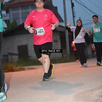 Runner Photo 8421656