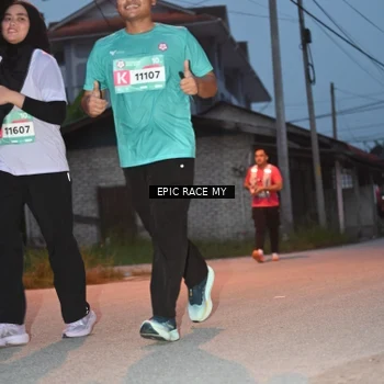 Runner Photo 8421663