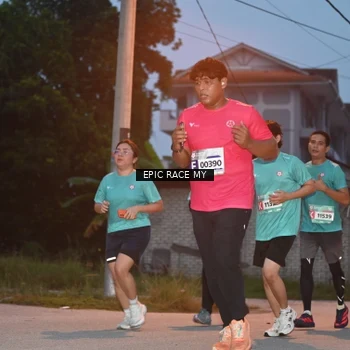 Runner Photo 8421672