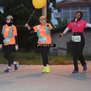Runner Photo 8421684