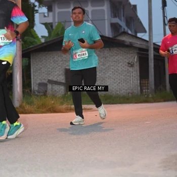 Runner Photo 8421718