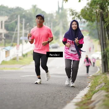 Runner Photo 8421725