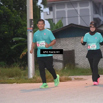 Runner Photo 8421747