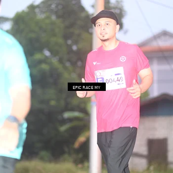 Runner Photo 8421749