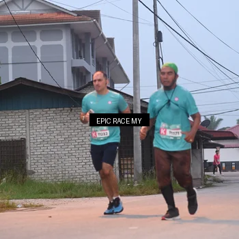 Runner Photo 8421772