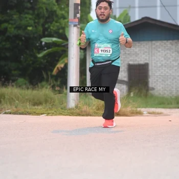 Runner Photo 8421844