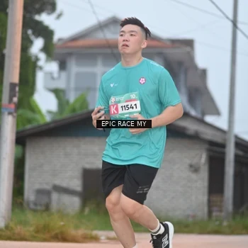 Runner Photo 8421892