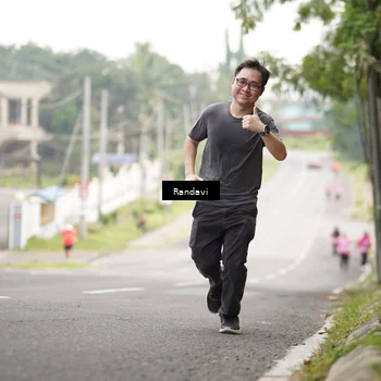Runner Photo 8422037