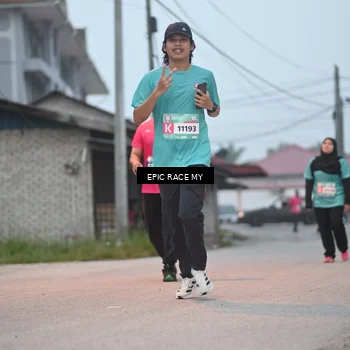 Runner Photo 8422067