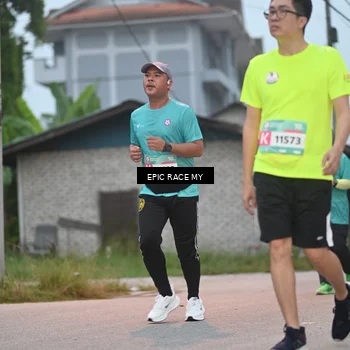 Runner Photo 8422080